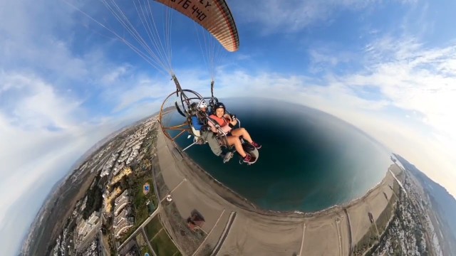 vuelo parapente con motor en