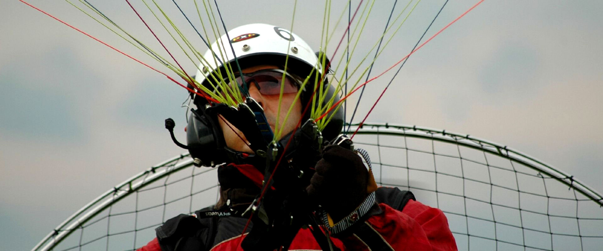 Cesar Maldonado en vuelo Paramotor Cesar Maldonado en vuelo Paramotor